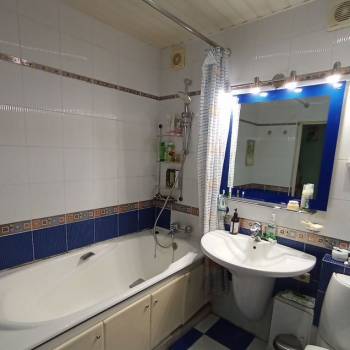 Продается 2-х комнатная квартира, 70,2 м²