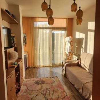 Продается 1-комнатная квартира, 33 м²