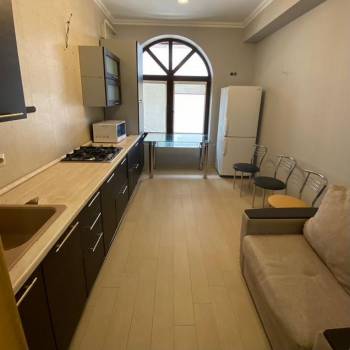 Сдается 1-комнатная квартира, 41 м²