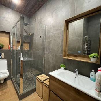 Сдается 2-х комнатная квартира, 96 м²