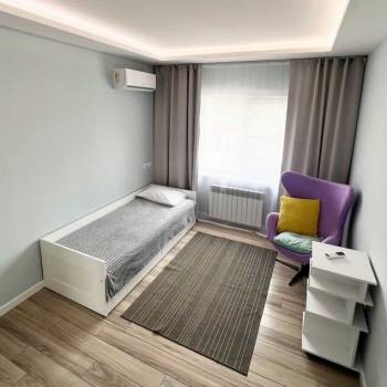 Сдается Многокомнатная квартира, 75 м²