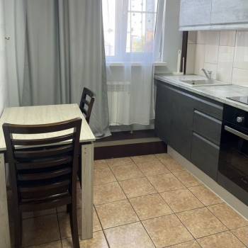 Сдается Многокомнатная квартира, 55 м²