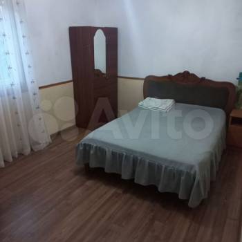 Сдается 1-комнатная квартира, 50 м²