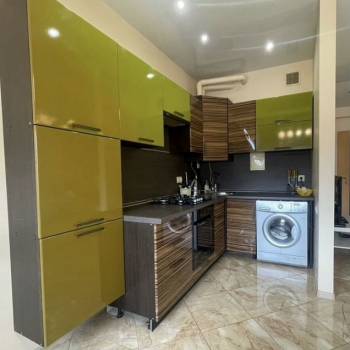 Сдается 1-комнатная квартира, 50 м²