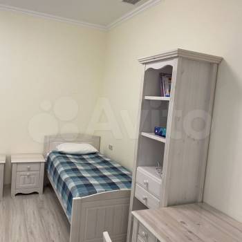 Сдается Многокомнатная квартира, 115 м²