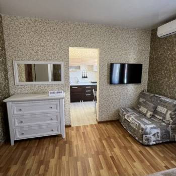 Сдается 1-комнатная квартира, 35 м²