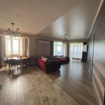 Продается 3-х комнатная квартира, 75,7 м²