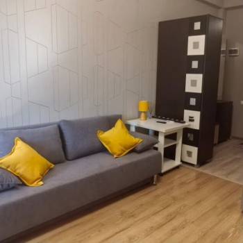 Продается 1-комнатная квартира, 29,9 м²