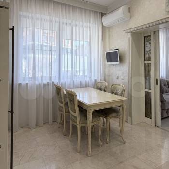 Продается 3-х комнатная квартира, 107 м²