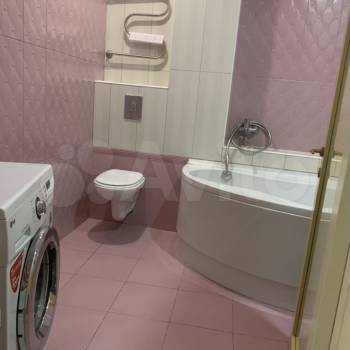 Сдается Многокомнатная квартира, 80 м²