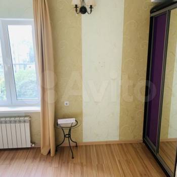 Сдается Многокомнатная квартира, 80 м²