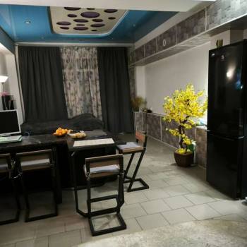 Продается 1-комнатная квартира, 65 м²