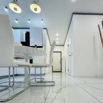 Продается 1-комнатная квартира, 40 м²