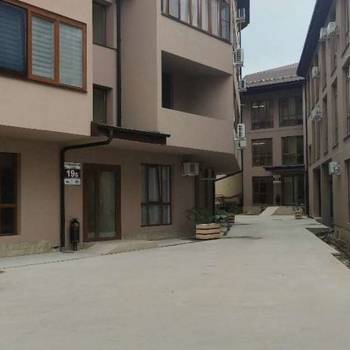 Продается 1-комнатная квартира, 35 м²