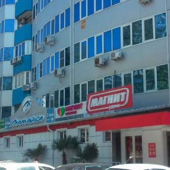 Продается 1-комнатная квартира, 112,5 м²