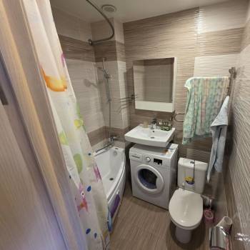 Продается 1-комнатная квартира, 41 м²