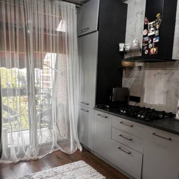 Продается 2-х комнатная квартира, 80 м²