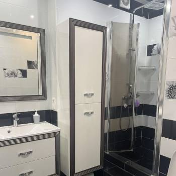 Сдается 2-х комнатная квартира, 82 м²