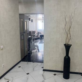 Сдается 2-х комнатная квартира, 82 м²