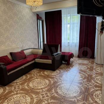 Сдается 1-комнатная квартира, 35 м²