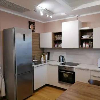 Продается 2-х комнатная квартира, 60 м²