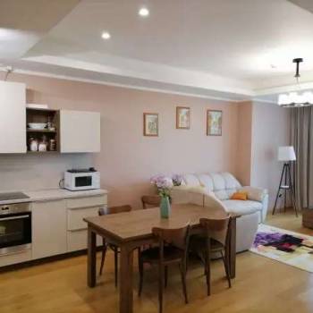 Продается 2-х комнатная квартира, 60 м²