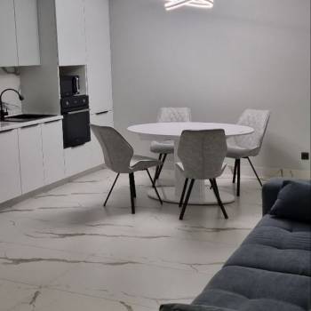 Продается 2-х комнатная квартира, 72 м²