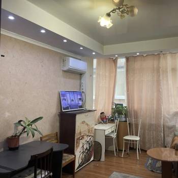 Продается 1-комнатная квартира, 18 м²
