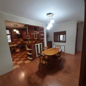 Продается Дом, 233 м²