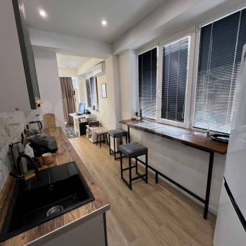 Продается 1-комнатная квартира, 32,5 м²