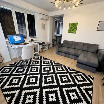 Продается 1-комнатная квартира, 32,5 м²