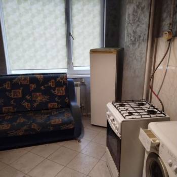 Сдается 1-комнатная квартира, 42 м²