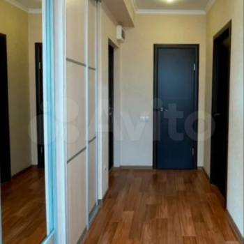 Продается 1-комнатная квартира, 41 м²