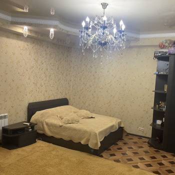 Продается 1-комнатная квартира, 50 м²