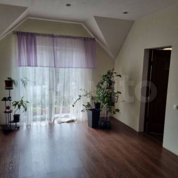 Продается Дом, 208 м²