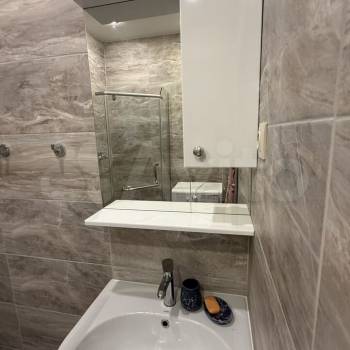 Продается 1-комнатная квартира, 32,7 м²