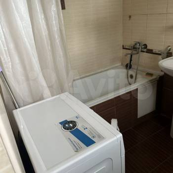 Сдается 1-комнатная квартира, 42 м²