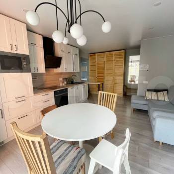 Сдается 2-х комнатная квартира, 64 м²