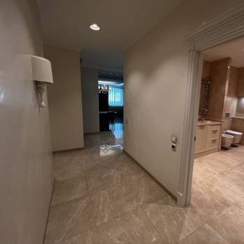 Продается Многокомнатная квартира, 170 м²