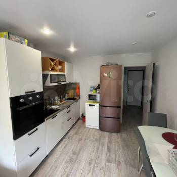 Сдается 1-комнатная квартира, 38 м²