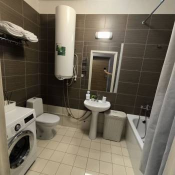 Сдается 1-комнатная квартира, 42 м²