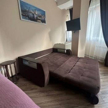 Сдается 1-комнатная квартира, 51 м²