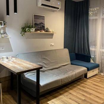 Продается 1-комнатная квартира, 45 м²