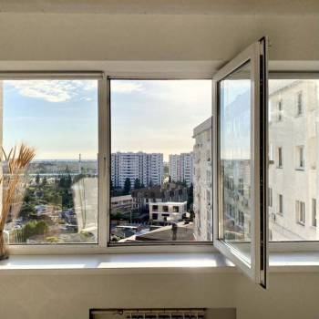 Продается 1-комнатная квартира, 42 м²