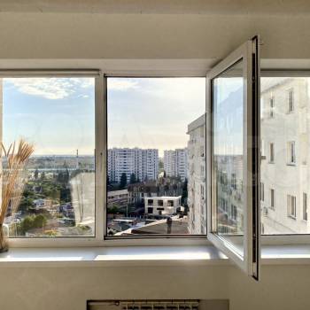 Продается 1-комнатная квартира, 42 м²