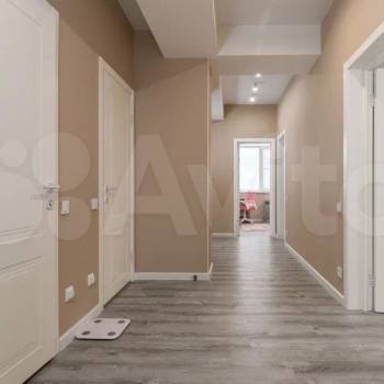 Продается Многокомнатная квартира, 87,6 м²