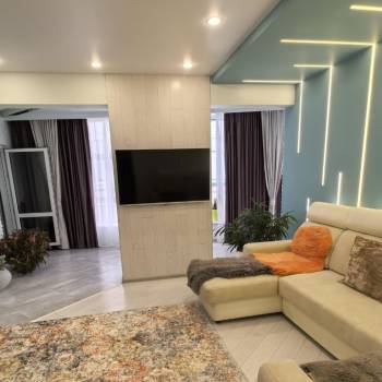Продается 3-х комнатная квартира, 108 м²