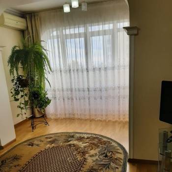 Продается 2-х комнатная квартира, 58 м²