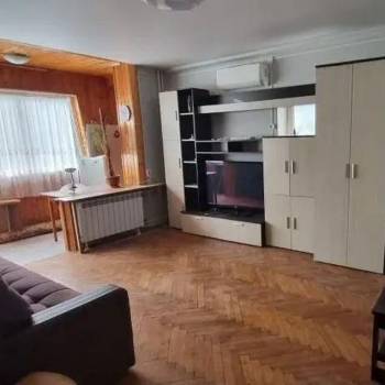 Сдается Многокомнатная квартира, 60 м²