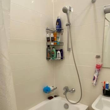 Сдается 1-комнатная квартира, 52 м²